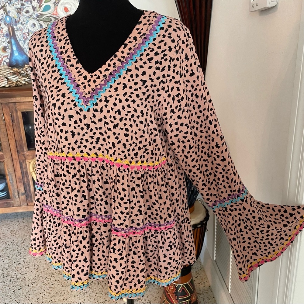 Anthropologie Savanna JANE Animal Print Embroidered Top! Rik Rak Embroidery - Picture 2 of 11